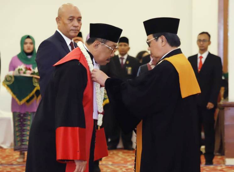 Ketua MA Pimpin Wisuda Purnabakti Ketua Pengadilan Tinggi Jakarta Soedarmadji