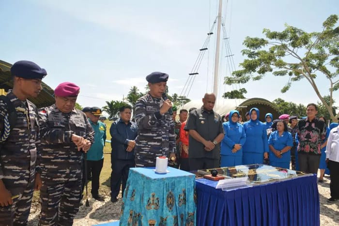 Pangkoarmada III Laksamana Muda TNI Rachmad Jayadi Resmikam Pangkalan TNI AL Sarmi Papua