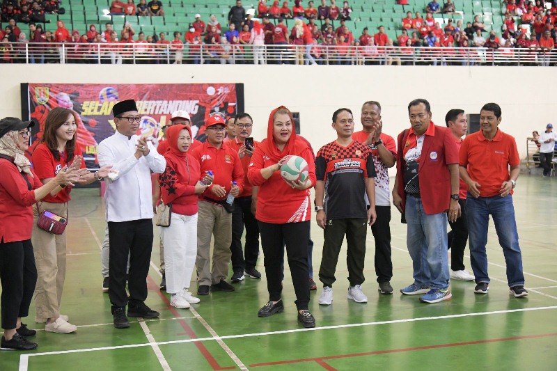 Mbak Ita Sukses Gelar Liga Voli Antar Kelurahan, Selanjutnya Siap Gelar Liga Voli Putri Antar Kecamatan