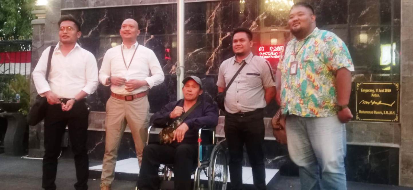 Mantan Petinju Nasional Alex Muaya Jadi Pesakitan di PN Tangerang, Kuasa Hukum Tuding Dakwaan JPU Keliru