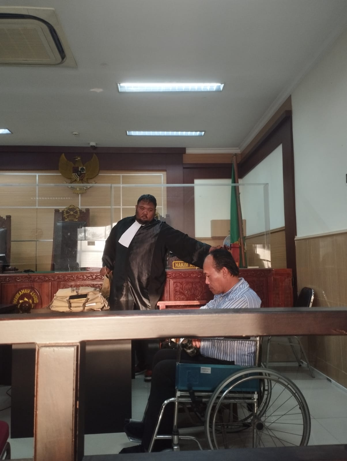 Agenda Sidang Tuntutan Oleh JPU Terhadap Mantan Petinju Nasional Alex Muaya Batal Digelar, Kuasa Hukum Terdakwa Kesal