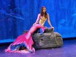 Mengenal Mermaid Pia, Putri Duyung Pertama Indonesia