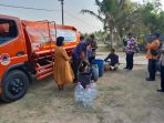 BPBD Kabupaten Ciamis Salurkan Bantuan Air Bersih Untuk Warga Terdampak Kekeringan Di Desa Bantardawa