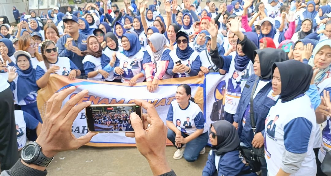 Gelar Senam Sehat, Cara Caleg Nasdem DPRD Kabupaten Bogor Boni Syahrul Fikri Sapa Masyarakat