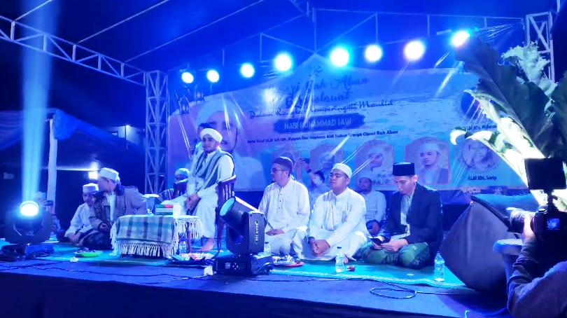 Boni Syahrul Fikri Pratama Hadiri Tabligh Akbar Cipari Bah Aban Bersholawat