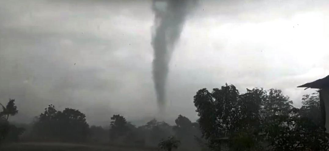 Kapolres Bondowoso Sambangi Korban Terdampak Bencana Alam Puting Beliung