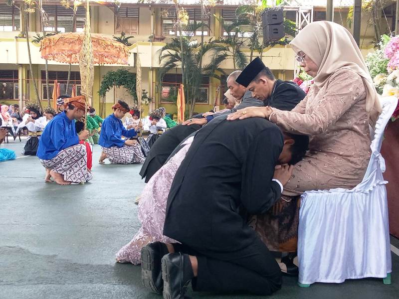 SMPN 1 Banjar Lepas 275 Siswa Kelas IX