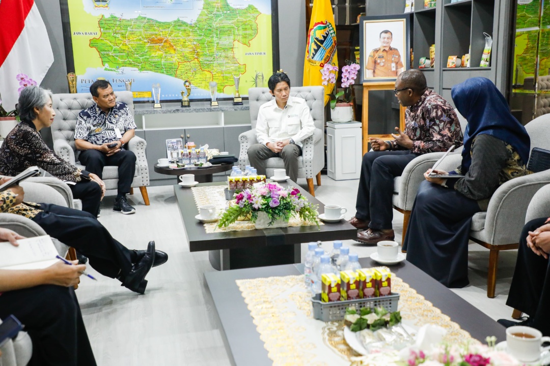 Gubernur Jawa Tengah Ahmad Luthfi menerima audiensi dari Dekan dan peneliti dari Fakultas Kedokteran Universitas Diponegoro (Undip) di Semarang Kamis (11/9/2025)