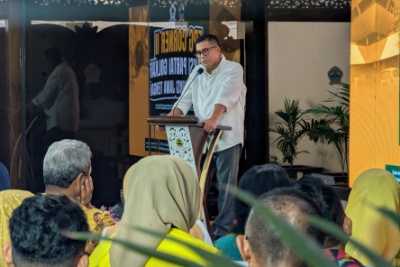 Ketua DPD Golkar jateng Mohammad Soleh saat pembukaan kegiatan FPG Corner edisi kedua di halaman kantor DPRD Jateng, Gedung Berlian, Kota Semarang. Foto: istimewa Ketua DPD Golkar jateng Mohammad Soleh saat pembukaan kegiatan FPG Corner edisi kedua di halaman kantor DPRD Jateng, Gedung Berlian, Kota Semarang. Foto: istimewa