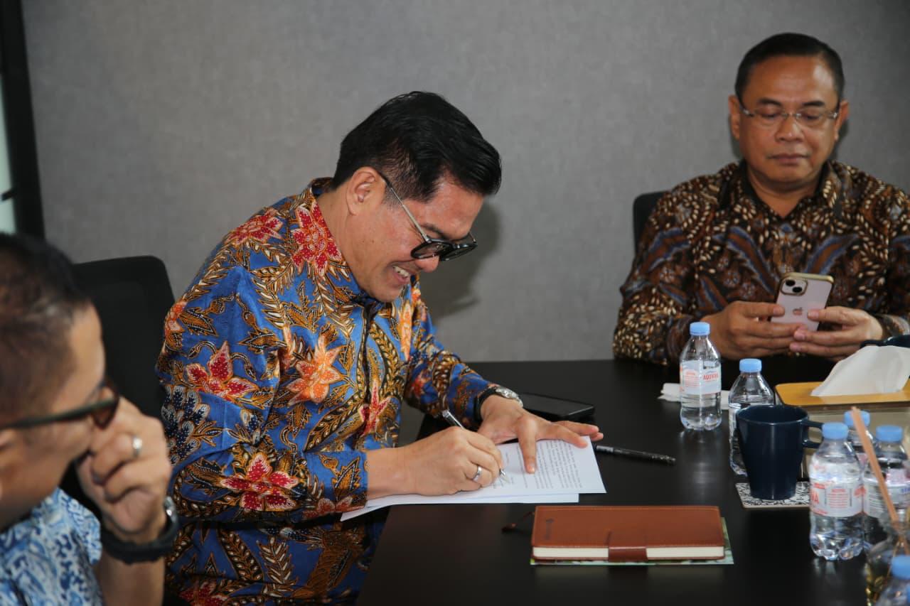 Bupati Minahasa Hadiri Grand Opening Podcast APKASI Bertajuk Suara Lokal Mengglobal