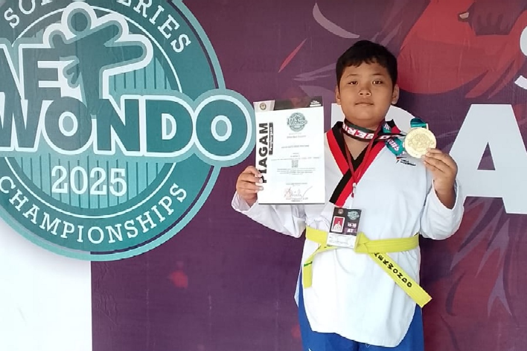 Peraih medali emas Kejurnas Taekwondo Solo Series 2025, Azzam Widya Indrapratama. Foto: dokumentasi 