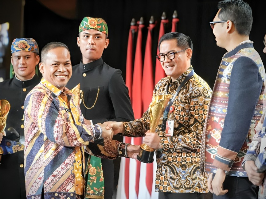 Minahasa Utara Dinobatkan sebagai Daerah Terinovatif 2025
